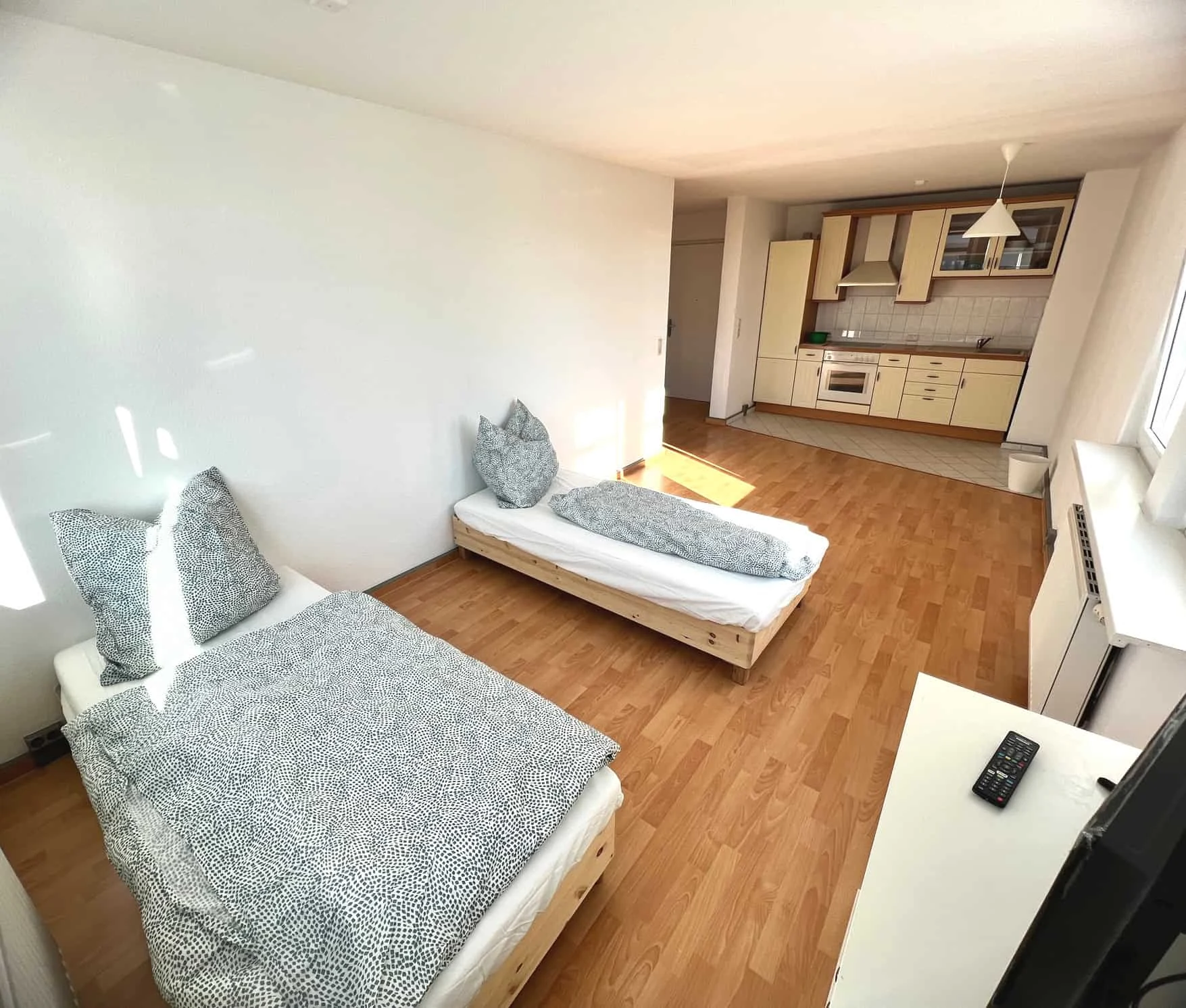 Schlafbereich im Apartment Leipzig Plagwitz 1 mit komfortablen Einzelbetten